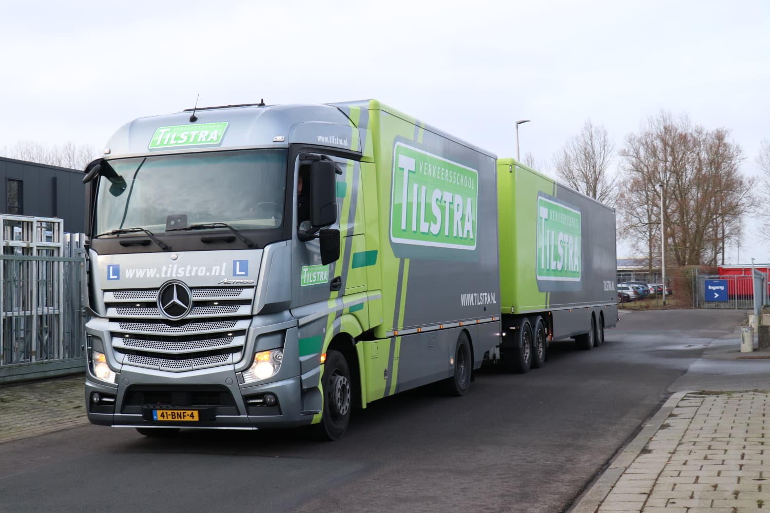 W06 – Chauffeur LZV